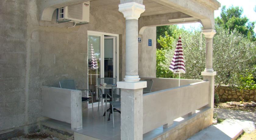 Apartments Pinus Pirovac Quarto foto